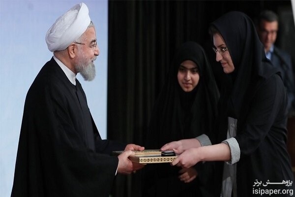 رئیس جمهور از نفرات برتر کنکور سراسری تقدیر کرد