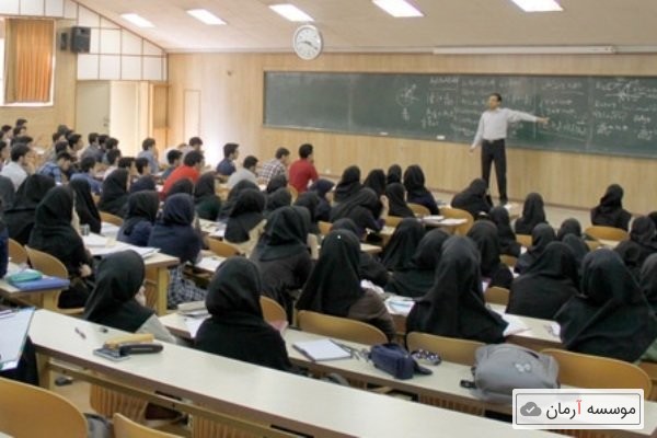 محور ارتباط دانشگاهها با خارج ،ورود تکنولوژی جدید  می شود