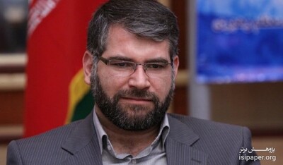 به کارگیری اساتید بازنشسته در سمت های مدیریتی دانشگاه آزاد